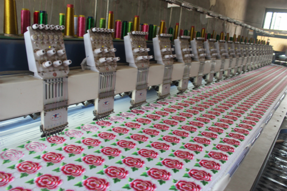 电商进村背后 一位基层干部眼中的农村新现象